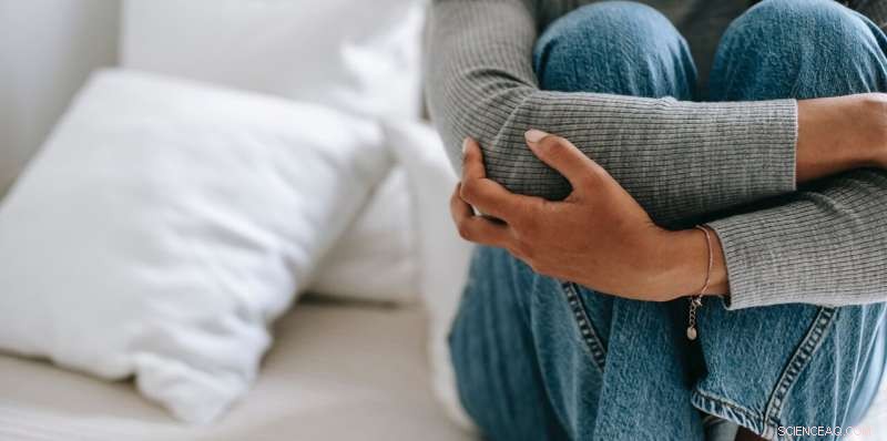 What Drives Young Women to Reveal Abuse in Their First Relationships