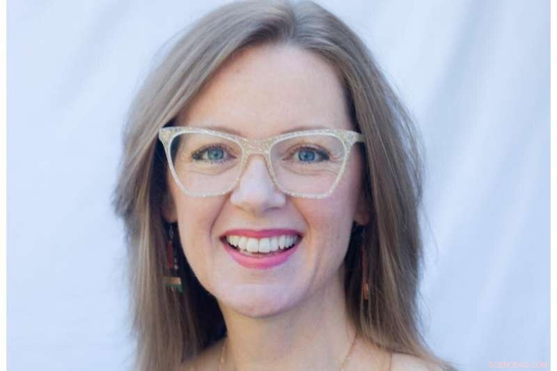 Divorced Grandmothers Offer Greater Childcare Support, Study Finds