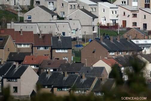 New Study Finds Social Renters  Prosperity Gap Shrinking Toward National Average