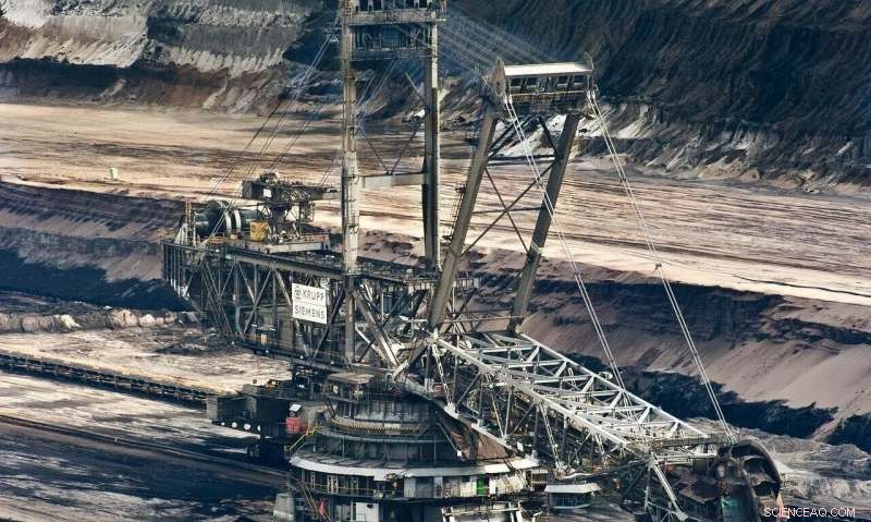 Building Trust in Coal Transition: Strategies from Germany and Canada