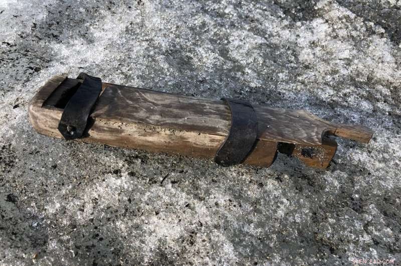 500-Year-Old Candle Box Discovered Inside Melting Norwegian Glacier