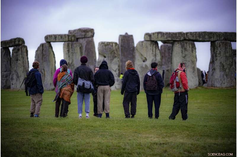 Stonehenge Solstice Draws Crowds Despite COVID Closure Orders