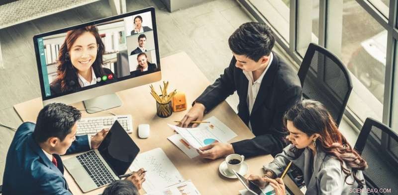 Blended Learning: Why Combining Online and On-Campus Study Yields Superior Results