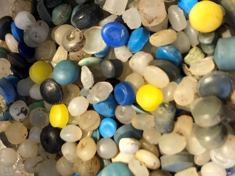 Pioneering Standard Targets Plastic Pellet Pollution in Global Supply Chains