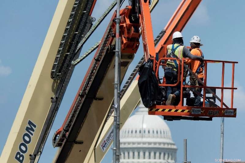 Study Reveals Early Cutbacks of Pandemic Unemployment Benefits Slash State Earnings & Spending