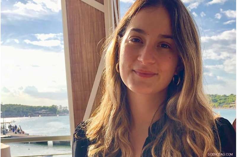 Bilingualism Boosts Cognitive Efficiency in School‑Aged Children: New Study