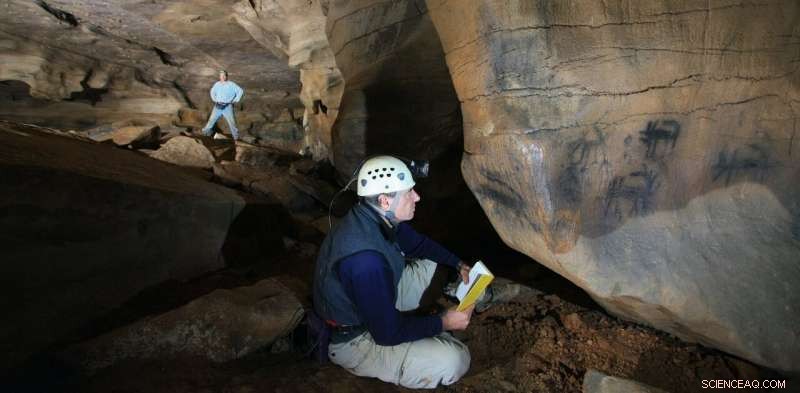 Southeast Native Americans Created Stunning Cave Art in the Region s Dark Zones
