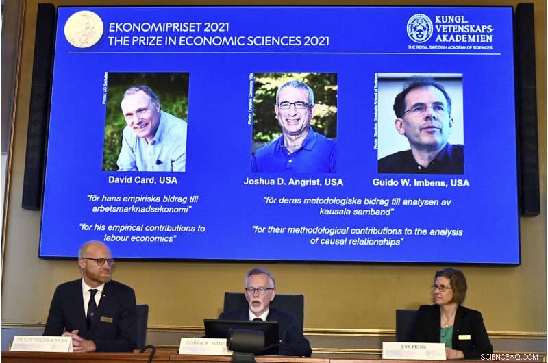 Three US Economists Awarded Nobel Prize for Pioneering Wage and Labor Market Research