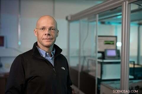 Scientists Uncover Carbyne s Optical Band Gap, Advancing Carbon Nanomaterials