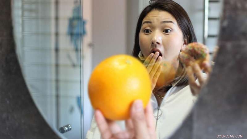 Nanoparticles Use Mirror-Enhanced SELFI Imaging to Pinpoint Their Precise Location