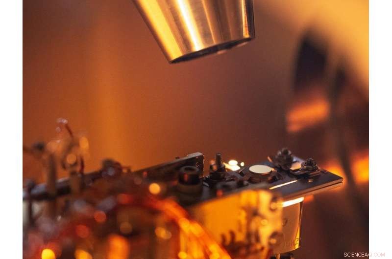 Revolutionary Atom‑Thin Carbon Mesh Shows Promise for Next‑Generation Electronics