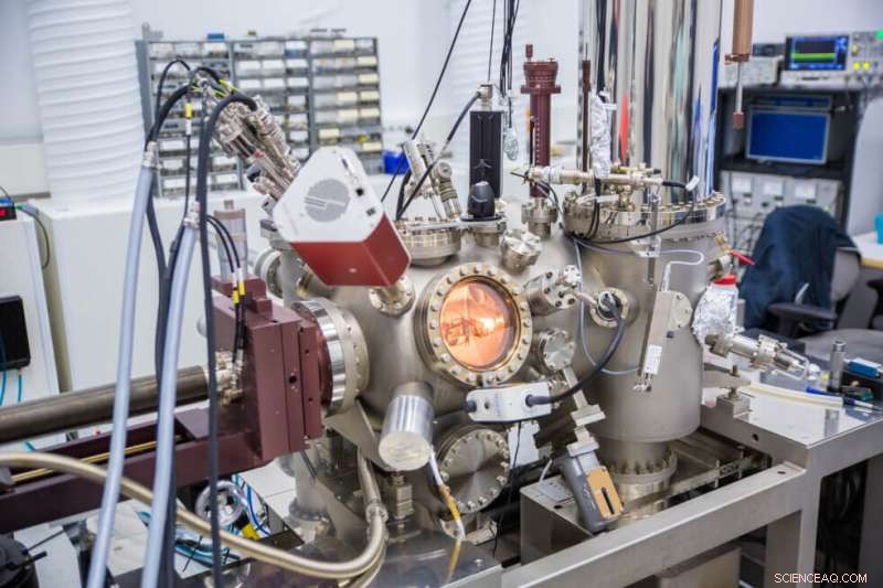 Revolutionary Atom‑Thin Carbon Mesh Shows Promise for Next‑Generation Electronics