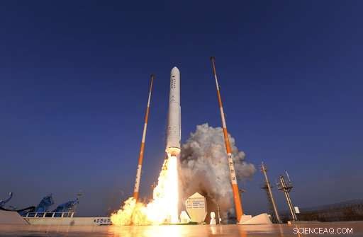 South Korea Successfully Tests Home‑Made Rocket Engine