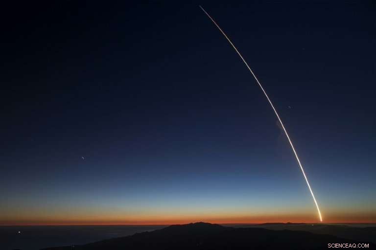 SpaceX Sets U.S. Record with 64 Satellites Launched Simultaneously