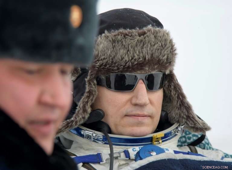 Three Astronauts Return to Earth After ISS Air Leak and Rocket Failure