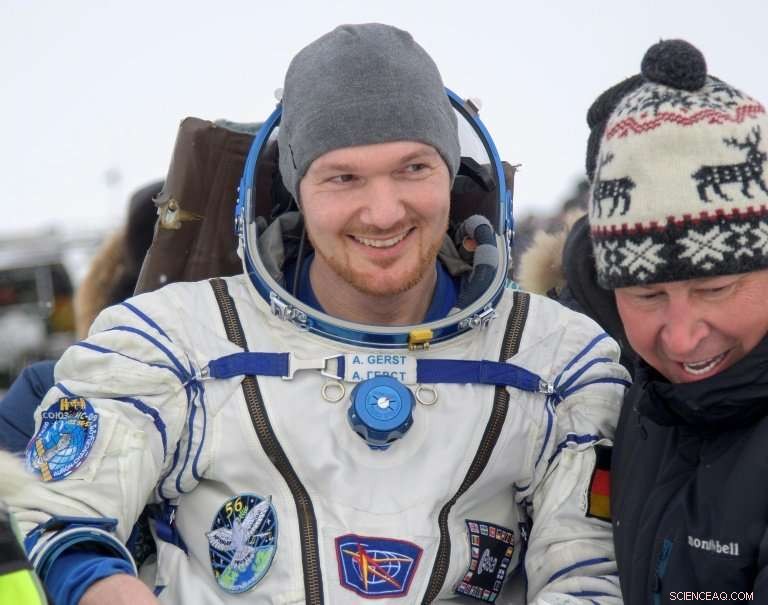 Three Astronauts Return to Earth After ISS Air Leak and Rocket Failure