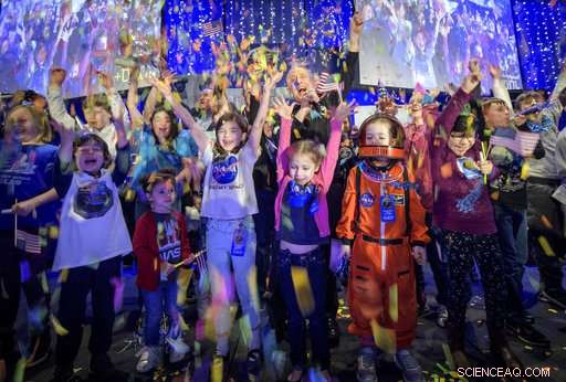 NASA’s New Horizons Marks New Year by Visiting Tiny Icy Kuiper Belt World