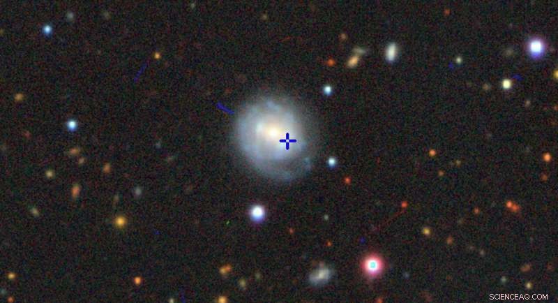 Rare Supernova Reveals New Insights into Stellar Collapse