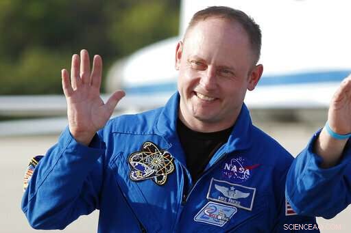 NASA Replaces Astronaut for Boeing s First Crew Launch