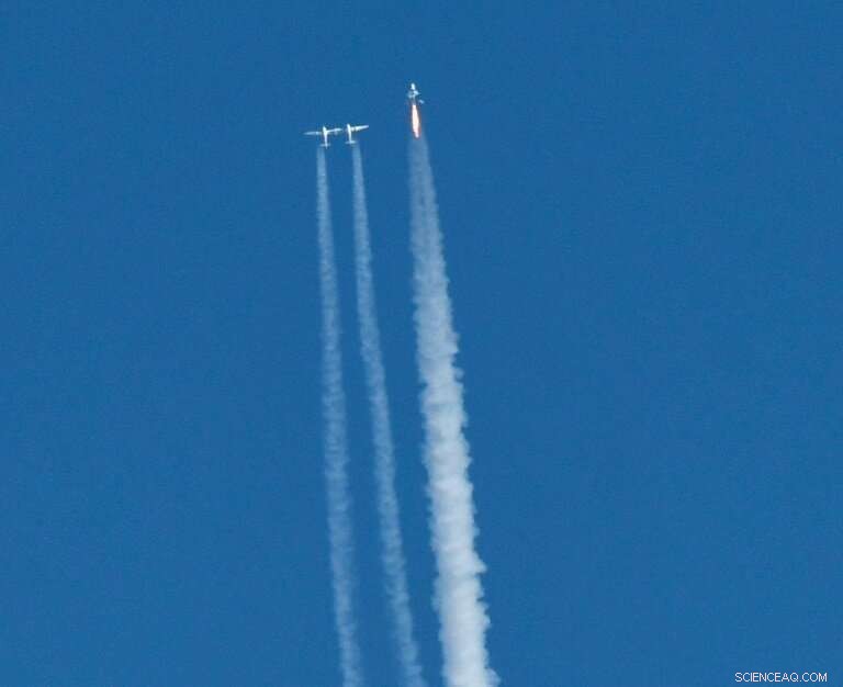 Former Marine Pilot Eyes Routine Spaceflights for Passengers