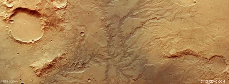 Evidence of Ancient Martian Water Flow Revealed by ESA s Mars Express