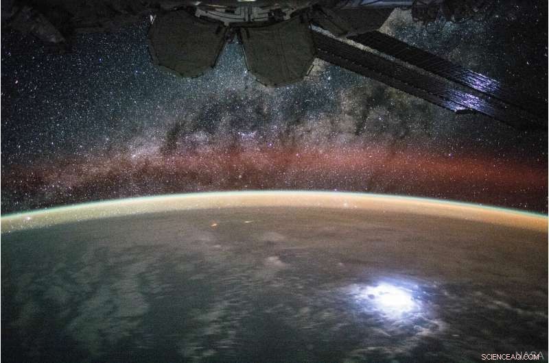 NASA Announces Atmospheric Waves Experiment to Monitor Space Weather from the International Space Station