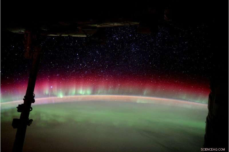 Aurora Australis: Stunning Space Station Capture by ESA Astronaut Tim Peake