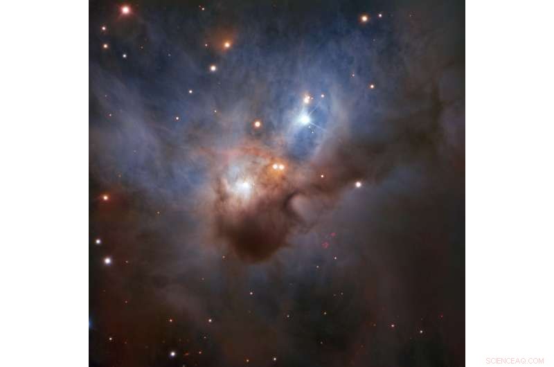 ESO’s Cosmic Gems Program Reveals the Dusty Nebula of the Cosmic Bat
