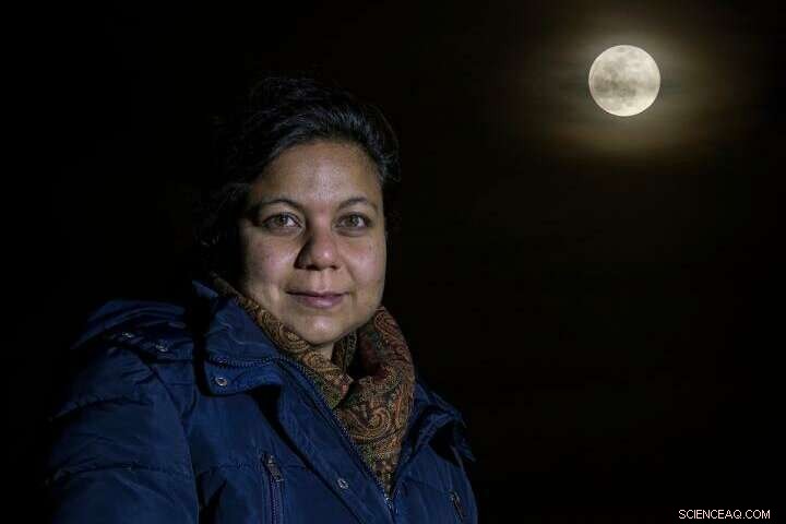 New Study Reveals Moon’s Core-Mantle Temperature, Unveiling Inner Structure