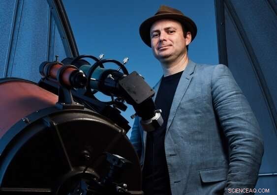 Scientists Confirm Binary Stars Reflect Light Between Them