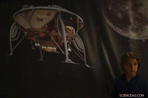 Israel s SpaceIL Probe Loses Contact Just Before Lunar Landing