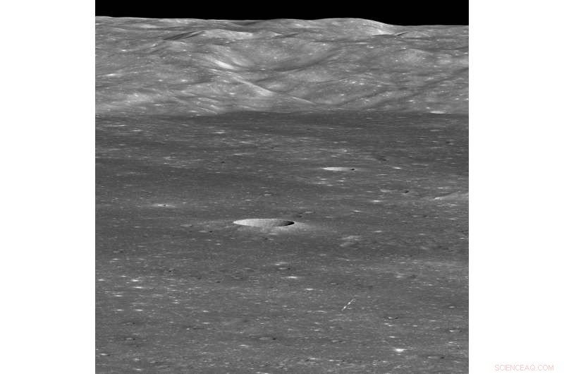 Discovering the Moon s Hidden Hemisphere: From Early Glimpses to Modern LRO Imaging