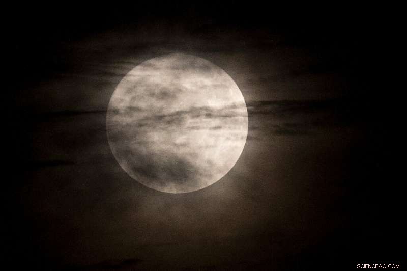 Engineers Gear Up to Build Lunar Tunnels for Moon Colonies