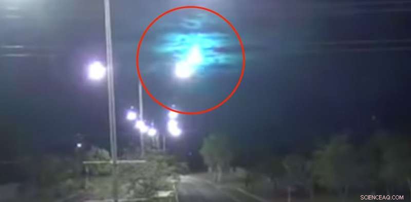 Unraveling the Causes Behind Recent Sky‑Burning Fireballs Over Australia