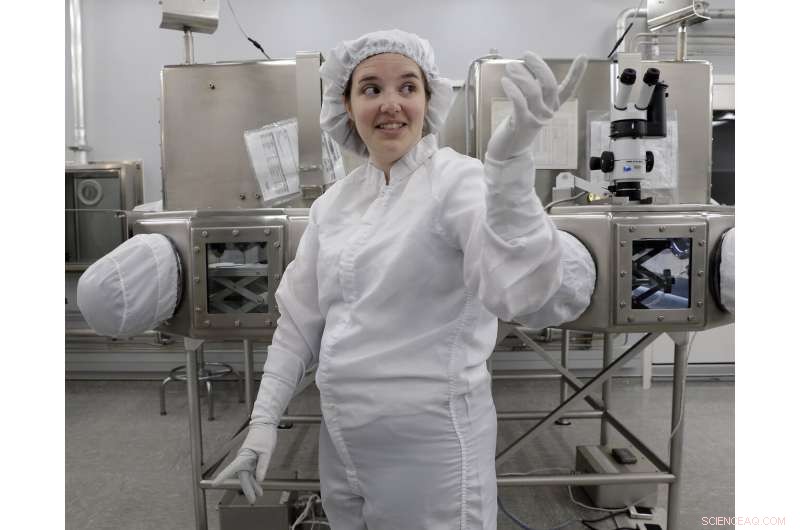 NASA Reveals Decades‑Old Apollo Moon Rock Samples for Modern Analysis