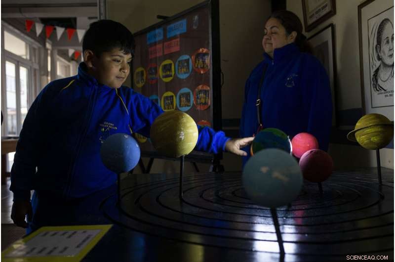 NASA Tools Bring Solar Eclipse Experience to Blind Children in Chile