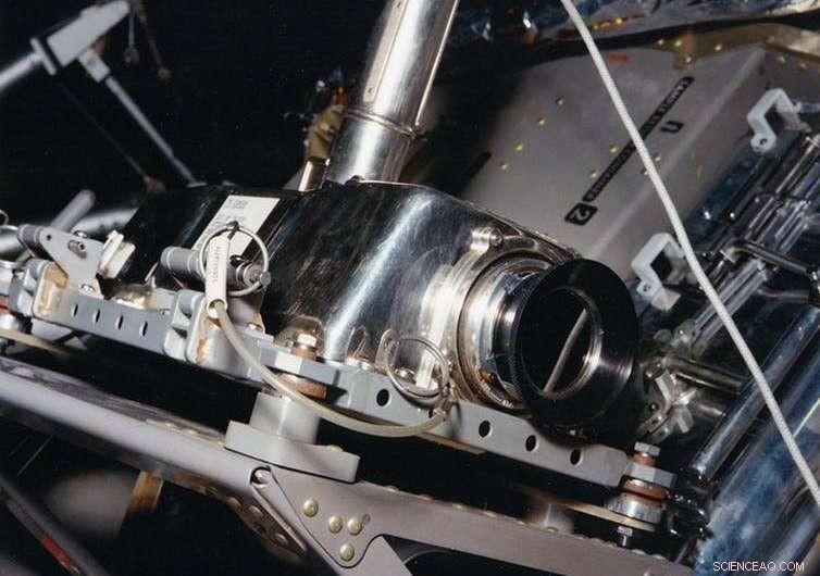 Expert Explains Why Apollo Moon Landing Footage Could Not Have Been Fabricated