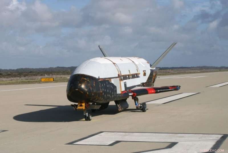 Skywatcher Confirms US Air Force s X-37B Spaceplane in Orbit