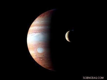 Exiled Moons, or  Ploonets , Could Resolve Key Astronomical Mysteries