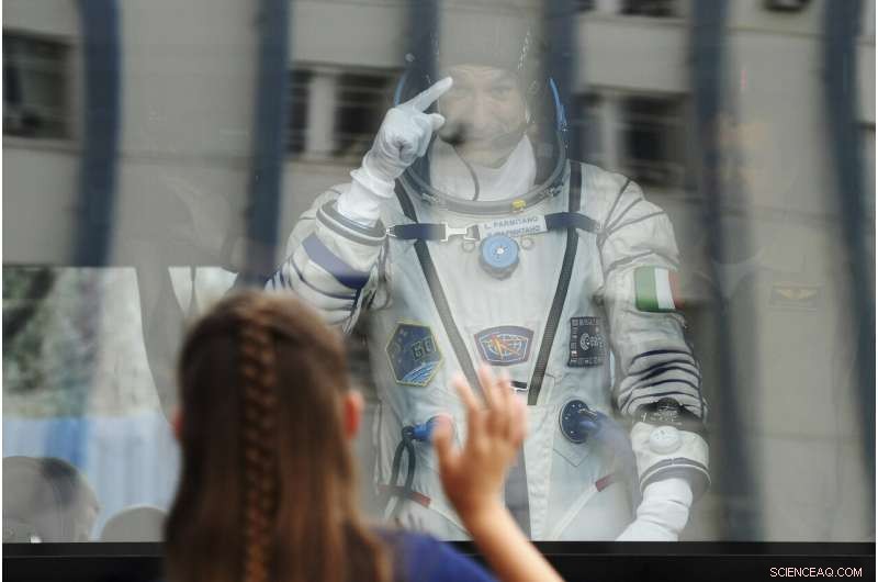 Russian Soyuz Capsule with Three Astronauts Successfully Docked with ISS – Update