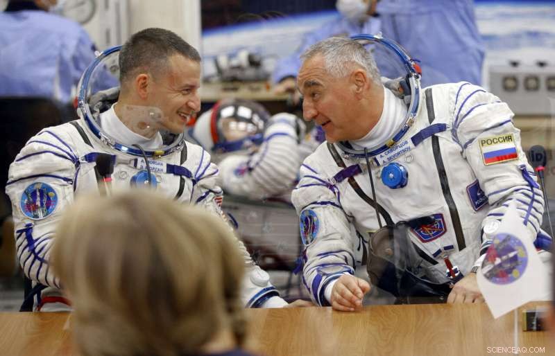 Russian Soyuz Capsule with Three Astronauts Successfully Docked with ISS – Update