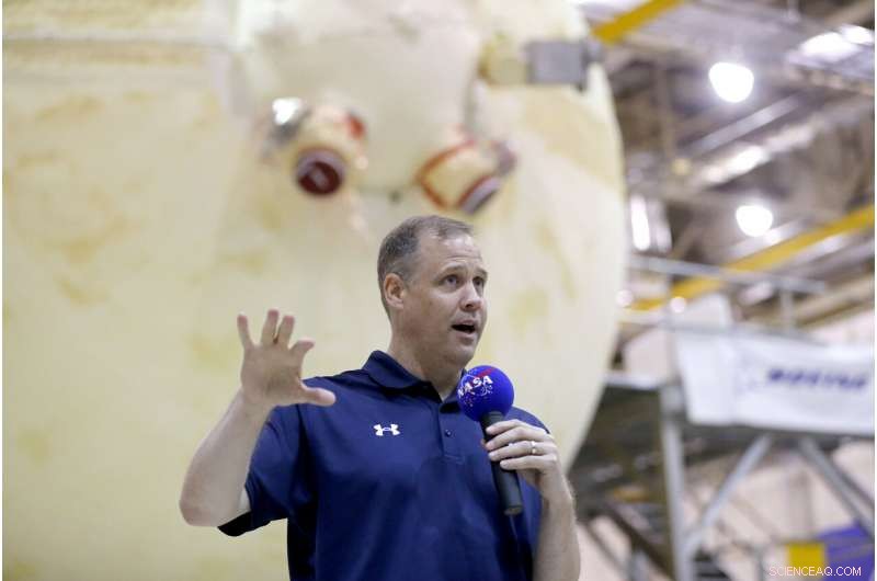 NASA Administrator Jim Bridenstine Confirms 90% Completion of Space Launch System for Artemis 1