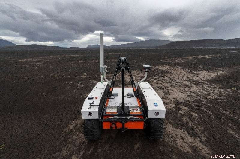 NASA Trains Mars Rover in Icelandic Lava Field for 2020 Mission