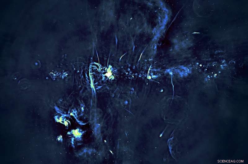 New Giant Balloon‑Shaped Structures Discovered Near the Milky Way’s Core