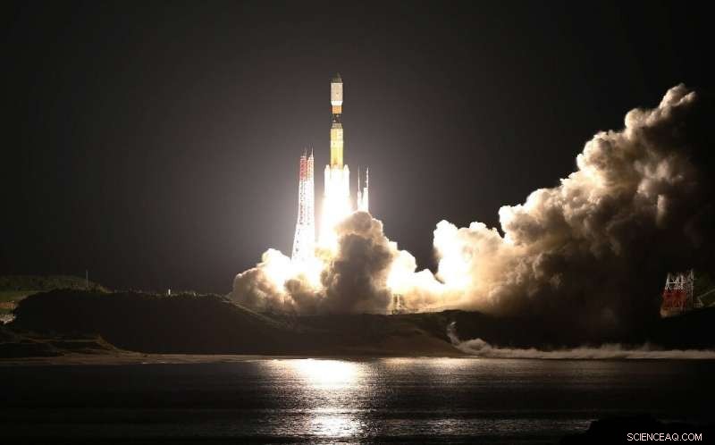 Japanese H‑2B Rocket Successfully Launches Unmanned Cargo Ship to ISS After Fire Delay
