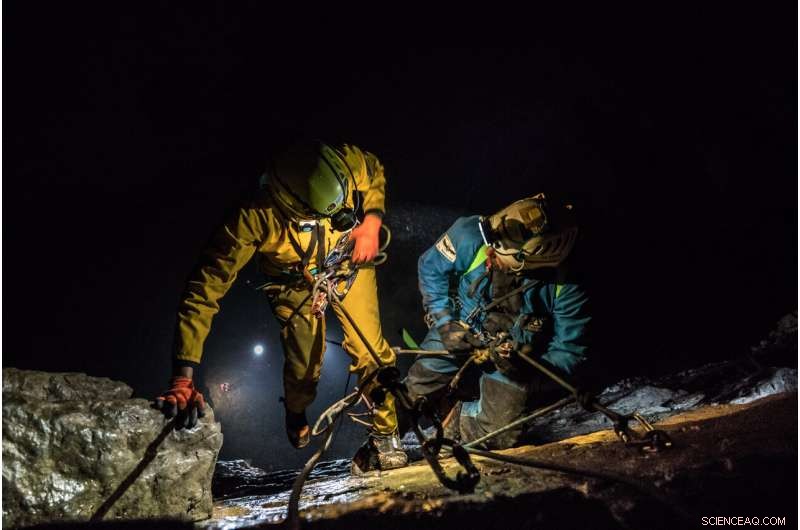 Cavewalking Meets Spacewalking: Exploring the Unexpected Parallels in Exploration