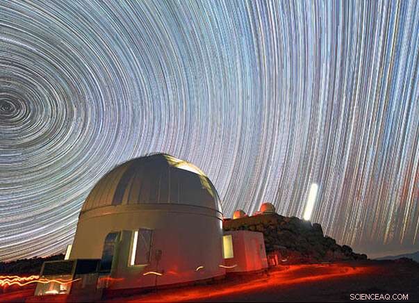 Jupiter‑sized Exoplanet Unveiled by Microlensing: A Stellar Discovery