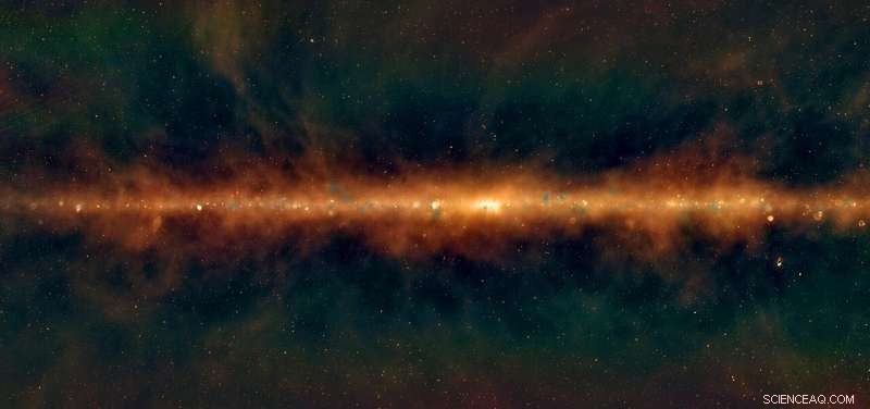 Outback Telescope Reveals Milky Way Center and Stellar Remnants