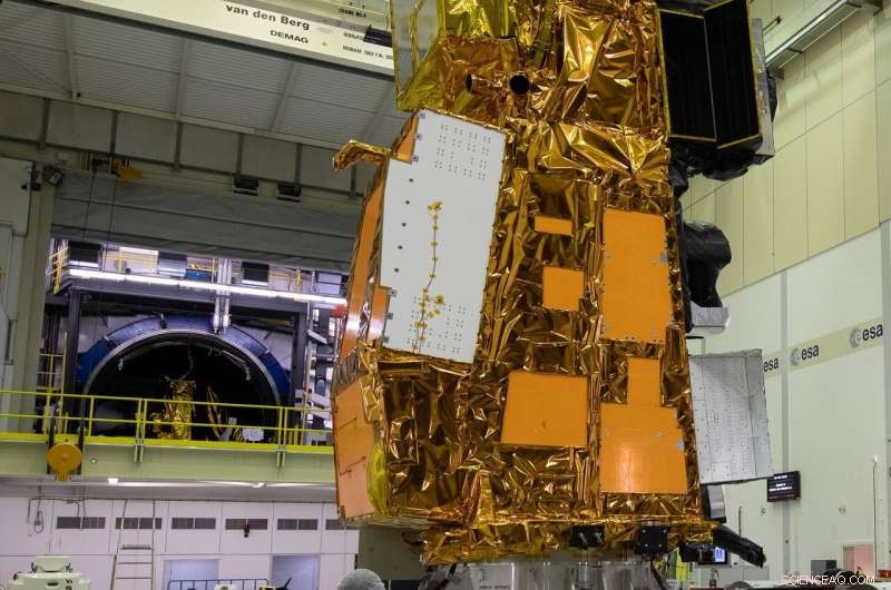 ESA ESTEC Test Centre Evaluates MetOp Second Generation’s Structural and Thermal Models