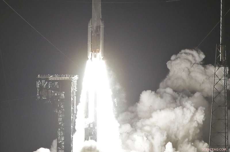 Boeing Starliner Debuts on First Test Flight, Encounters Orbital Issue